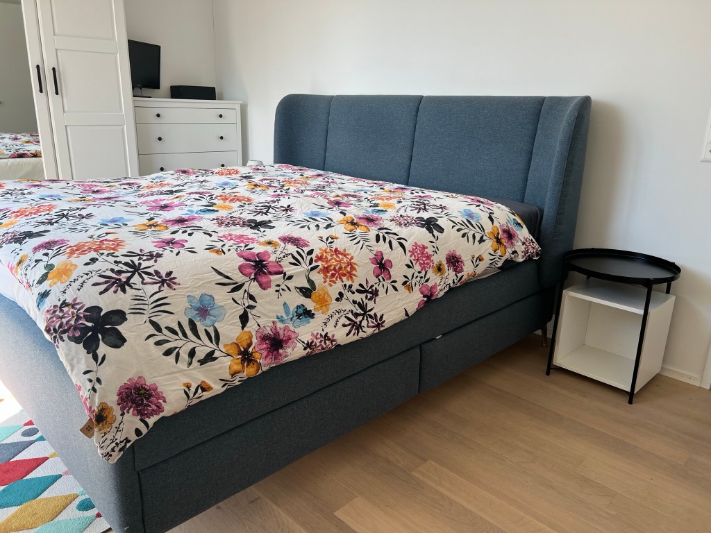 King size bed 180x200